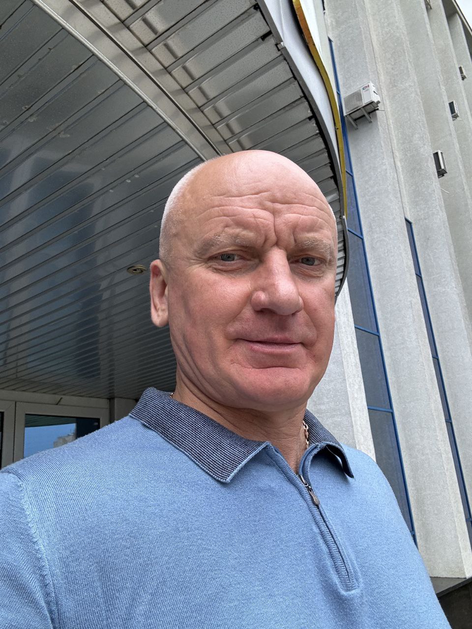 Команда за роботою