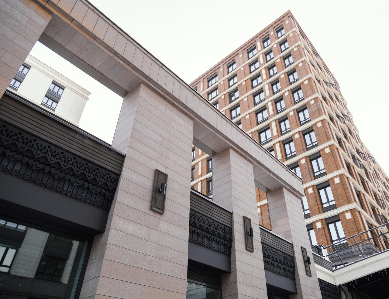 Будівництво житлових будинків у Рівному