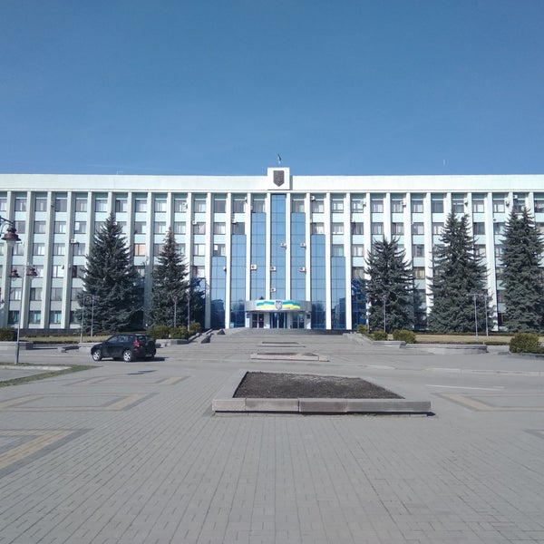  Реконструкція майдану Просвіти у м. Рівне