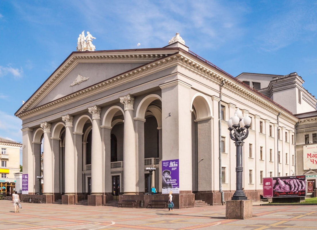 Реконструкція сцени драмтеатру м.Рівне